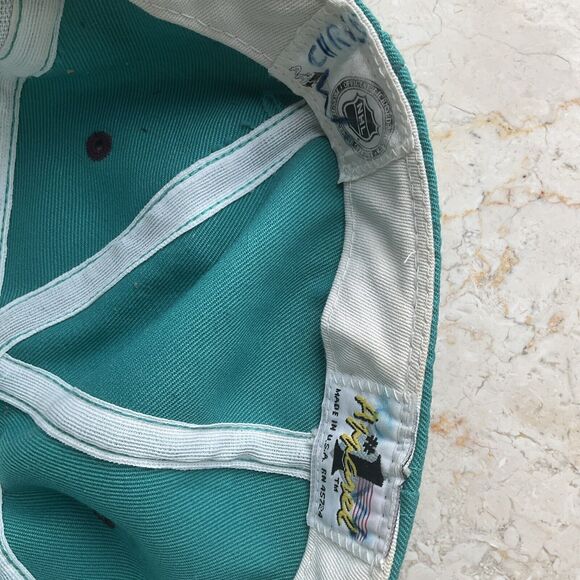 Vintage NHL Anaheim Mighty Ducks #1 Apparel Fitted Hat Size 7.25 Hockey team USA - Picture 13 of 16
